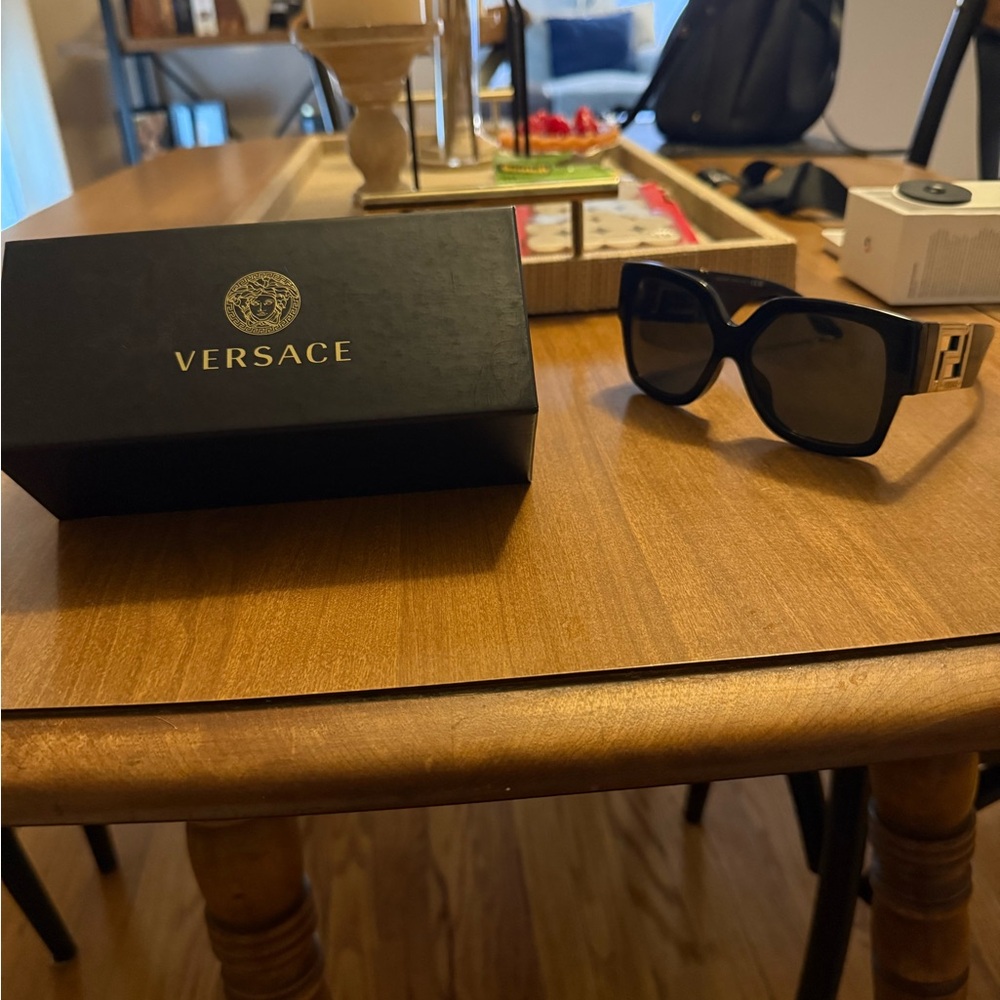 Versace Elegant Black Vr Glasses - image 1